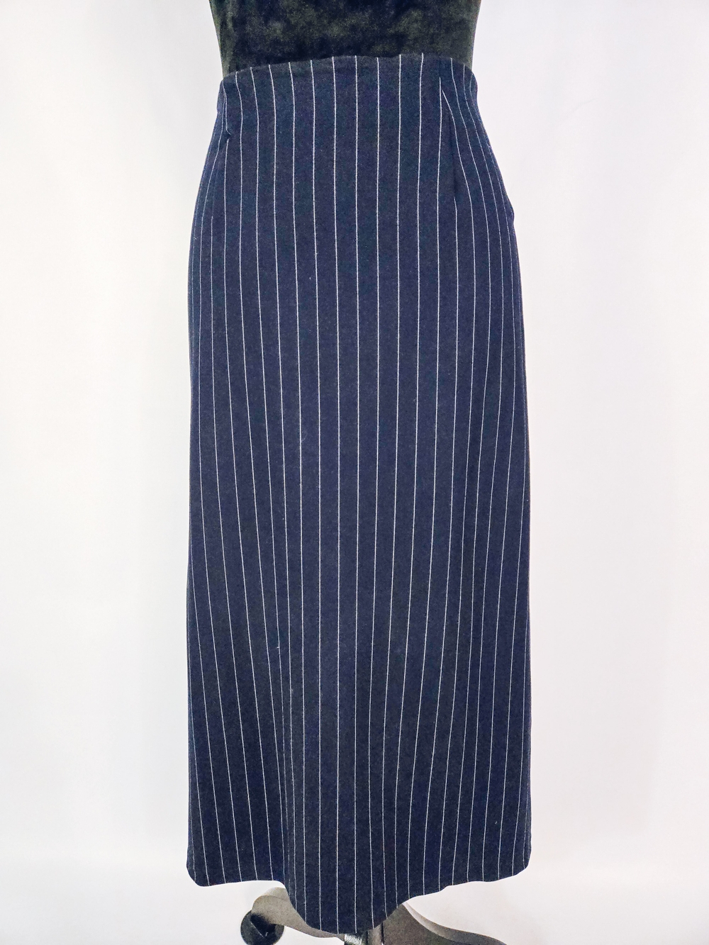 Lauren Ralph Lauren Navy and White Pinstripe Peplum Skirt Set - Picture 5 of 11